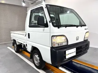 1997 Honda Acty Truck — White 4WD Kei Trucks, photo 1 of 24