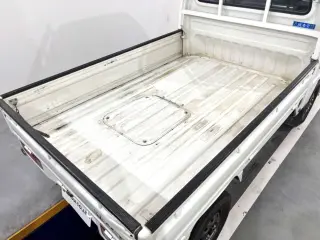 1997 Honda Acty Truck — White 4WD Kei Trucks, photo 5 of 25