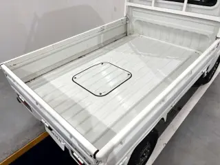 White 1997 Honda Acty Truck 4WD kei truck for sale, stock KTD-0696 (photo 5)
