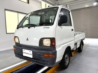 White 1997 Mitsubishi Minicab Truck, 60,200 miles, 3G83 660 cc, stock KTD-0701 (photo 2)
