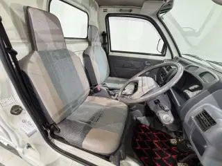 White 1997 Mitsubishi Minicab Truck, 84,100 miles, 3G83 660 cc, stock KTD-0702 (photo 10)
