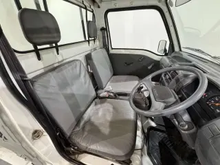 1997 Subaru Sambar Truck — Gray 4WD Kei Trucks, photo 10 of 24