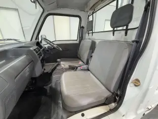 1997 Subaru Sambar Truck, Kei Truck / Mini Truck, right-hand drive Japanese import, stock KTD-0709 (photo 11)