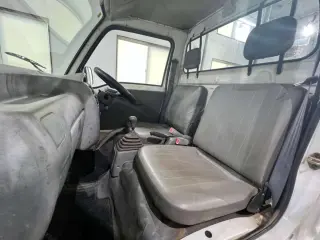 1997 Subaru Sambar Truck — White 4WD Kei Trucks, photo 12 of 26