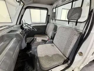 1997 Subaru Sambar Truck — White 4WD Kei Trucks, photo 11 of 25