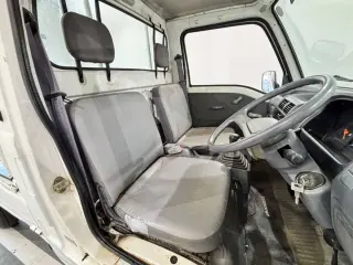 1997 Subaru Sambar Truck — White 4WD Kei Trucks, photo 10 of 25