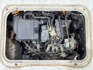1997 Subaru Sambar Truck — White 4WD Kei Trucks, photo 8 of 25