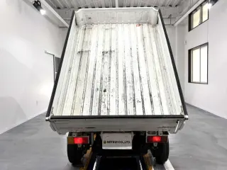 White 1997 Suzuki Carry Dump, 5-Speed Manual, imported kei truck, stock KTD-0718 (photo 4)