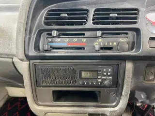 1997 Suzuki Carry Truck — White 2WD Kei Trucks, photo 10 of 23