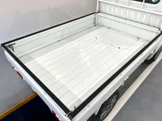 1997 Suzuki Carry Truck — White 2WD Kei Trucks, photo 5 of 24