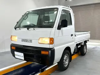 1997 Suzuki Carry Truck — White 4WD Kei Trucks, photo 2 of 27