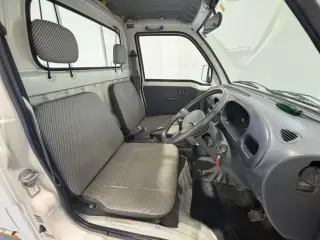 White 1998 Daihatsu Hijet Truck, 47,200 miles, EF 660 cc, stock KTD-0724 (photo 10)
