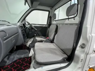 White 1998 Daihatsu Hijet Truck, 30,900 miles, EF 660 cc, stock KTD-0725 (photo 10)
