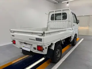White 1998 Daihatsu Hijet Truck, 5-Speed Manual, imported kei truck, stock KTD-0726 (photo 4)
