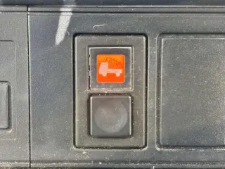 1998 Honda Acty Truck — White 2WD Kei Trucks, photo 12 of 25