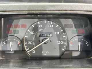 White 1998 Honda Acty Truck, 5-Speed Manual, imported kei truck, stock KTD-0732 (photo 8)
