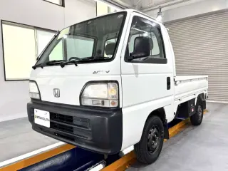 White 1998 Honda Acty Truck, 81,300 miles, E07A 660 cc, stock KTD-0732 (photo 2)