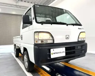1998 Honda Acty Truck — White 4WD Kei Trucks, photo 1 of 24