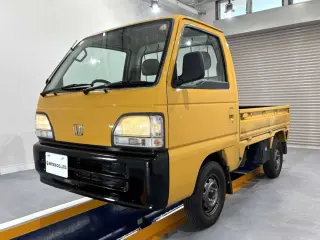 1998 Honda Acty Truck — Yellow 4WD Kei Trucks, photo 2 of 24
