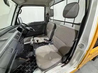 1998 Honda Acty Truck — Yellow 4WD Kei Trucks, photo 9 of 24