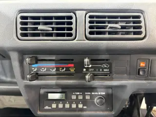 1998 Honda Acty Truck, Kei Truck / Mini Truck, right-hand drive Japanese import, stock KTD-0736 (photo 11)