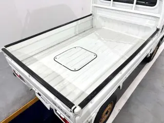 1998 Honda Acty Truck — White 4WD Kei Trucks, photo 5 of 24