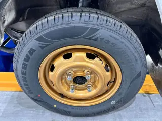 1998 Honda Acty Truck — White 4WD Kei Trucks, photo 16 of 24