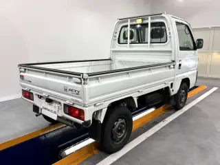 1998 Honda Acty Truck — White 4WD Kei Trucks, photo 4 of 25