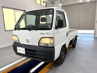 1998 Honda Acty Truck — White 4WD Kei Trucks, photo 2 of 24