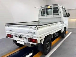 1998 Honda Acty Truck — White 4WD Kei Trucks, photo 4 of 24
