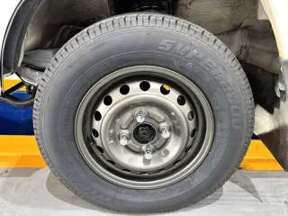1998 Honda Acty Truck — White 4WD Kei Trucks, photo 16 of 24