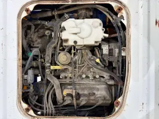 1998 Honda Acty Truck — White 4WD Kei Trucks, photo 7 of 24