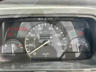 1998 Honda Acty Truck — White 4WD Kei Trucks, photo 8 of 24