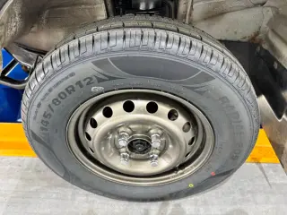1998 Honda Acty Truck — White 4WD Kei Trucks, photo 16 of 24
