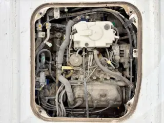 1998 Honda Acty Truck — White 4WD Kei Trucks, photo 7 of 26