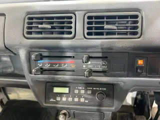 1998 Honda Acty Truck — White 4WD Kei Trucks, photo 11 of 24