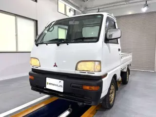 White 1998 Mitsubishi Minicab Truck, 62,200 miles, 3G83 660 cc, stock KTD-0754 (photo 2)