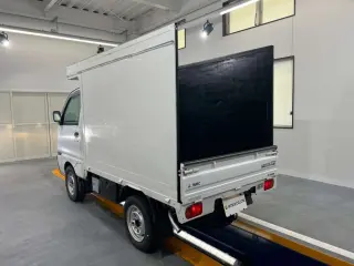 1998 Mitsubishi Minicab Truck, Kei Truck / Mini Truck, right-hand drive Japanese import, stock KTD-0756 (photo 3)