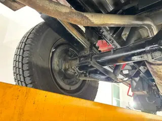 Red 1998 Nissan Atlas Truck 2WD Japanese import for sale, stock KTD-0759 (photo 25)