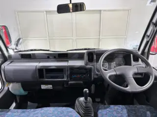 Red 1998 Nissan Atlas Truck 2WD Japanese import for sale, stock KTD-0759 (photo 9)