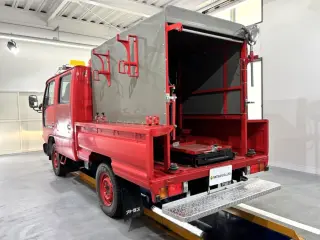 Red 1998 Nissan Atlas Truck, 5-Speed Manual, imported Japanese import, stock KTD-0759 (photo 4)