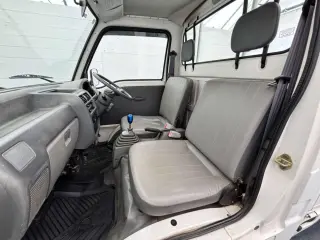 1998 Subaru Sambar Truck, Kei Truck / Mini Truck, right-hand drive Japanese import, stock KTD-0761 (photo 11)