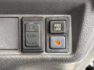 1998 Suzuki Carry Dump — White 4WD Kei Trucks, photo 16 of 30