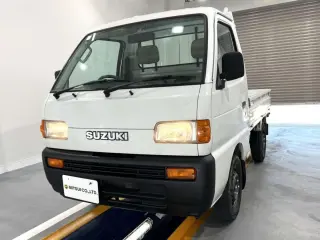 1998 Suzuki Carry Truck — White 2WD Kei Trucks, photo 2 of 22