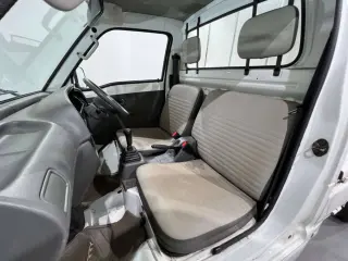 1998 Suzuki Carry Truck — White 2WD Kei Trucks, photo 9 of 22