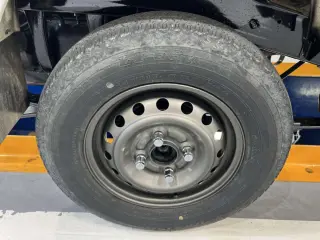 1998 Suzuki Carry Truck — White 2WD Kei Trucks, photo 13 of 22