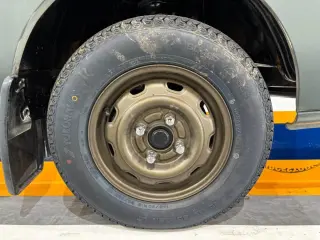 1998 Suzuki Carry Truck — Gray 2WD Kei Trucks, photo 13 of 23