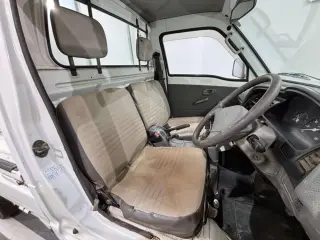 White 1998 Suzuki Carry Truck 4WD kei truck for sale, stock KTD-0770 (photo 9)