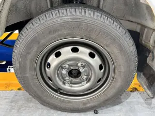 1998 Suzuki Carry Truck — White 4WD Kei Trucks, photo 19 of 27