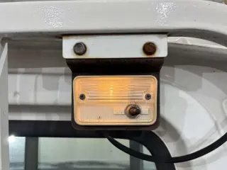 1998 Suzuki Carry Truck — White 4WD Kei Trucks, photo 6 of 26